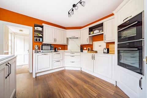 16 Avery Hill Road, London, SE9 2BD
