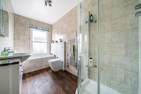16 Avery Hill Road, London, SE9 2BD
