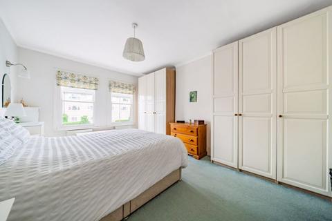 16 Avery Hill Road, London, SE9 2BD