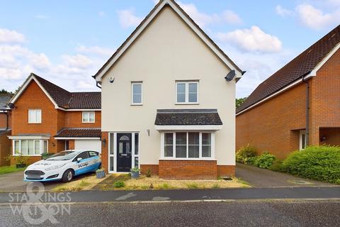 4 bedroom detached house for sale, Blyth's Wood Avenue, Queens Hill, Norwich