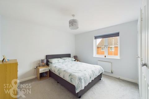 4 bedroom detached house for sale, Blyth's Wood Avenue, Queens Hill, Norwich