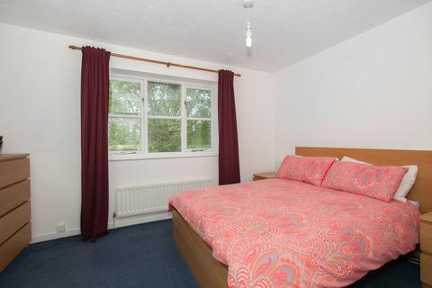 2 bedroom terraced house to rent, Abbotswood Road, SE22