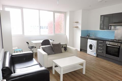2 bedroom apartment to rent, Arundel Street, Portsmouth