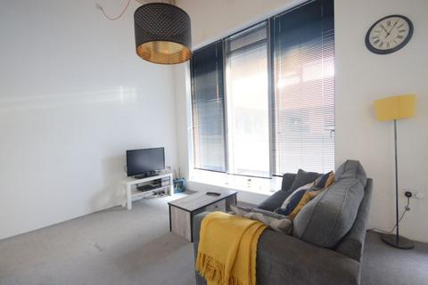 2 bedroom apartment to rent, Lake Shore Drive, Bristol, BS13