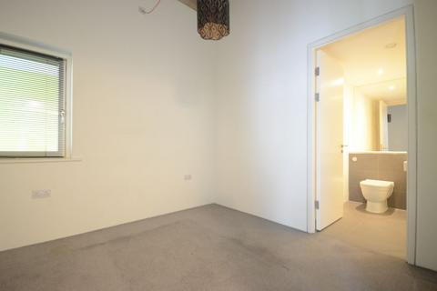 2 bedroom apartment to rent, Lake Shore Drive, Bristol, BS13