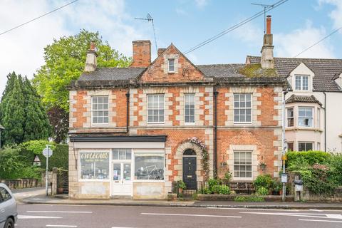 3 bedroom end of terrace house for sale, High Street, Purton SN5