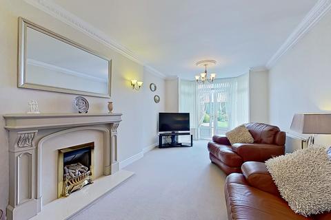 4 bedroom semi-detached house for sale, Chester Road, Birmingham B36