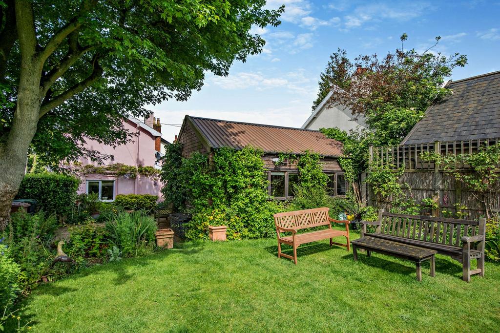Garden/Outbuilding