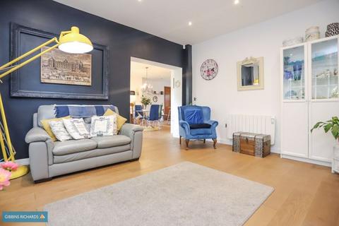 2 bedroom house for sale, ST  GEORGES PLACE