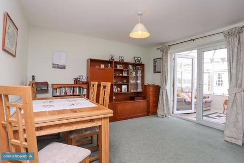 2, The Orchard Dowell Close, Taunton, TA2 6BN