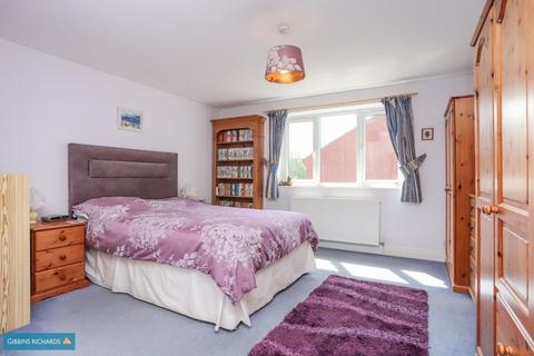 2, The Orchard Dowell Close, Taunton, TA2 6BN