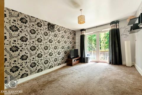 2 bedroom ground floor maisonette for sale, Scarletts Road, Colchester