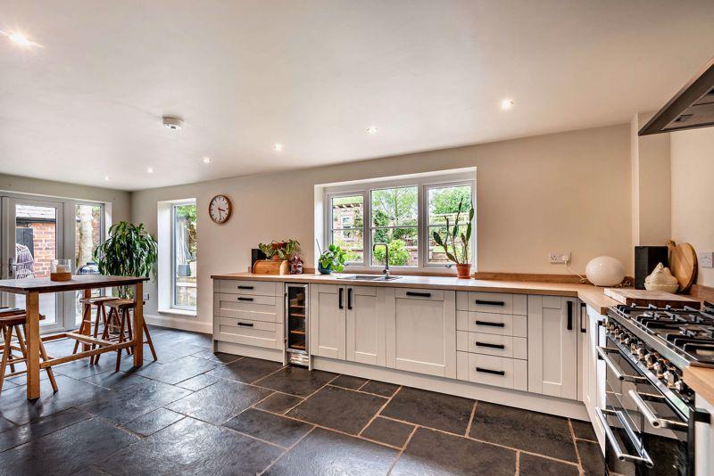 Kitchen (4)