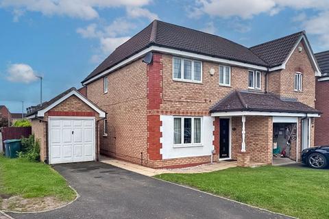 4 bedroom semi-detached house for sale, Great Meadow, Tipton