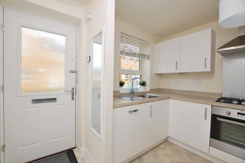 2 bedroom terraced house to rent, HOPPER LANE, CLIPSTONE PARK