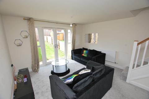 2 bedroom terraced house to rent, HOPPER LANE, CLIPSTONE PARK