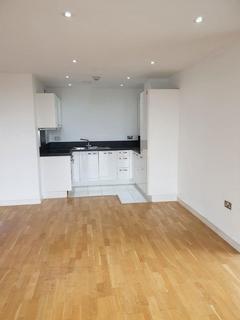 2 bedroom flat to rent, Ravensbourne Court, Amias Drive, EDGWARE, Middlesex, HA8 8EY