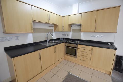 2 bedroom flat to rent, Norwich Avenue, Bournemouth,