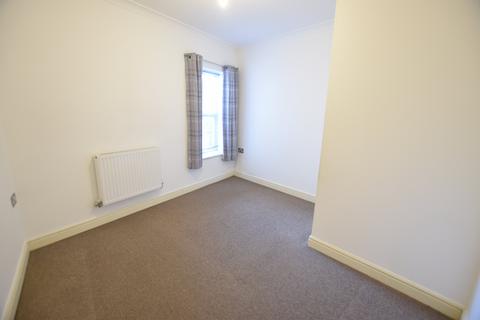 2 bedroom flat to rent, Norwich Avenue, Bournemouth,