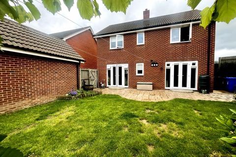 4 bedroom detached house for sale, Janey Road, Bury St. Edmunds