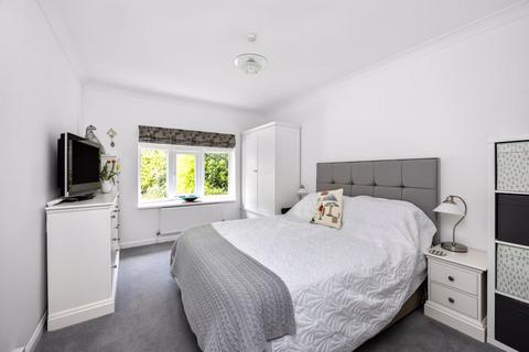 Robins Oak Long Reach, Ockham, Woking, GU23 6PG
