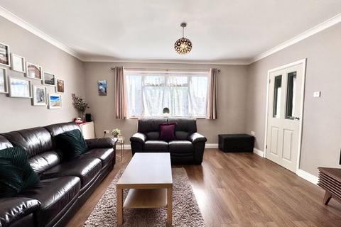 3 bedroom terraced house for sale, Clarence Road, Four Oaks, Sutton Coldfield, B74 4LP