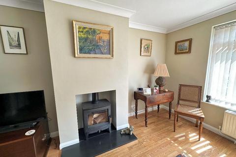 40 Albert Road, Warlingham, CR6 9EP