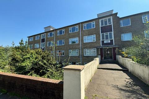 2 bedroom apartment to rent, The Drive, Hove, BN3 6GT