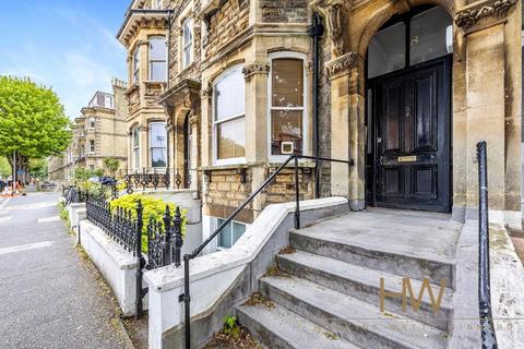 2 bedroom apartment for sale, Cromwell Road, Hove, BN3 3EE