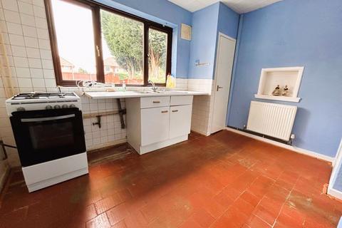 3 bedroom end of terrace house for sale, Poplar Road, Brownhills, Walsall WS8 6AJ