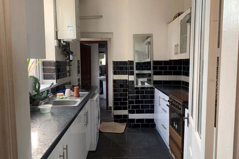 4 bedroom terraced house for sale, Grove Lane, Handsworth, Birmingham, B20 2HE