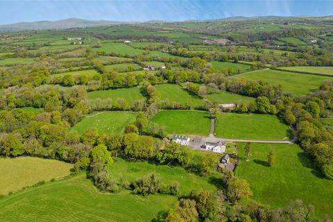 4 bedroom detached house for sale, Llandissilio, Clynderwen, Pembrokeshire, SA66