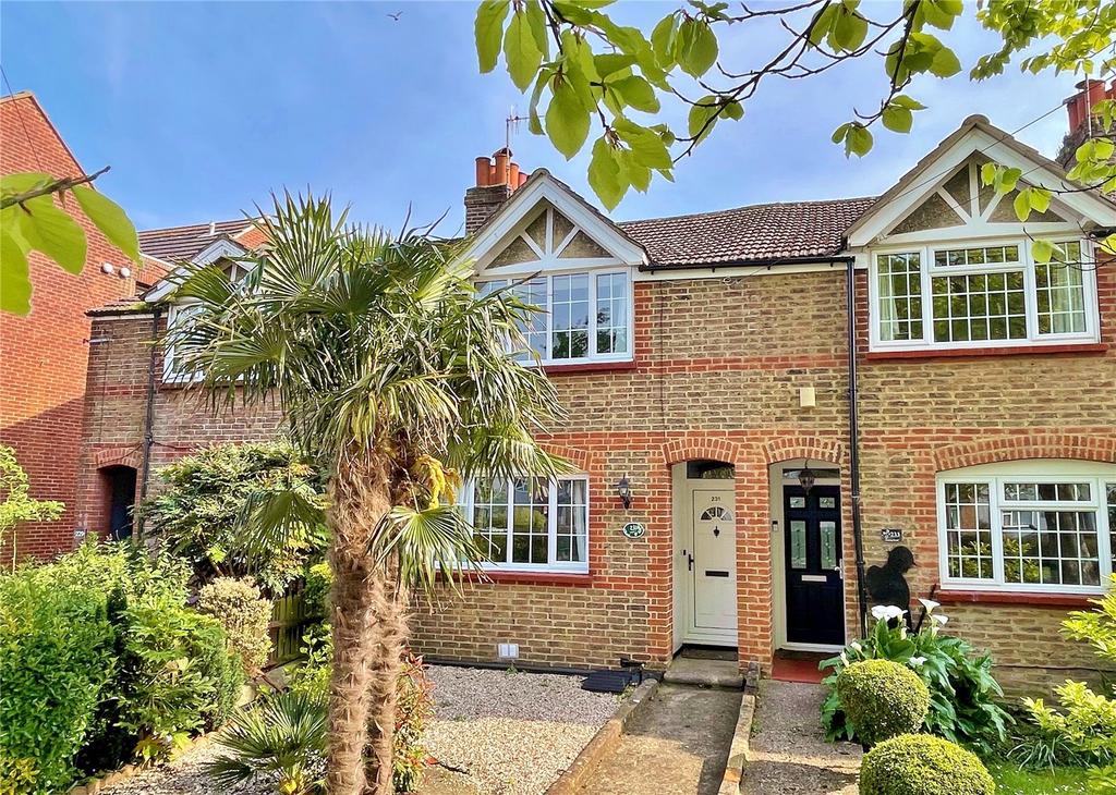 Goring Road, GoringbySea, Worthing... 2 bed terraced house for sale