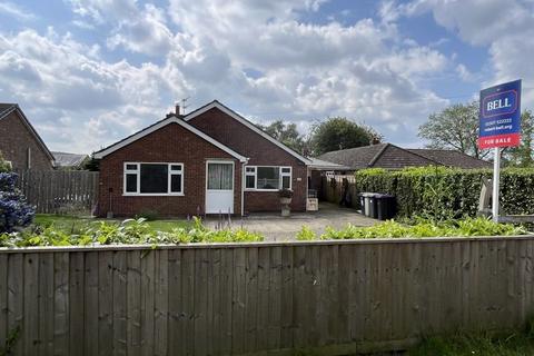 3 bedroom detached bungalow for sale, 25 Main Road, East Kirkby, Spilsby