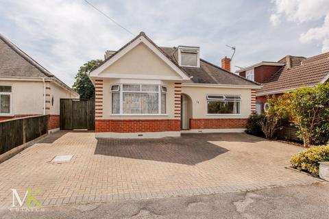 4 bedroom bungalow to rent, Craigmoor Avenue, Bournemouth BH8