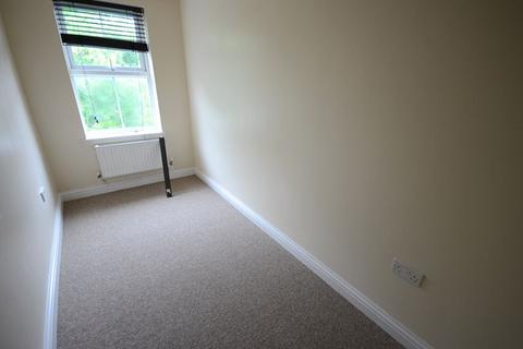 2 bedroom apartment to rent, Malmesbury Park Place, Bournemouth BH8