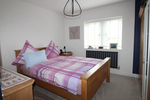 5 Hob Cote Close, Oakworth, Keighley, BD22 7FA