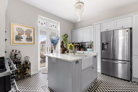 undefined, Dunboe Place, Shepperton