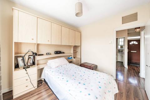 2 bedroom flat to rent, Harper Road, Elephant and Castle, London, SE1