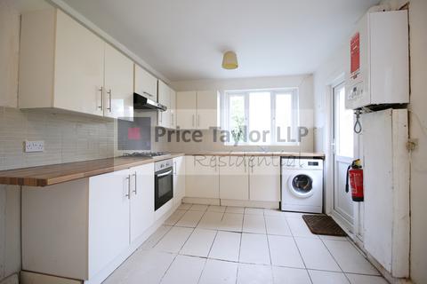 undefined, Markhouse Road, London E17