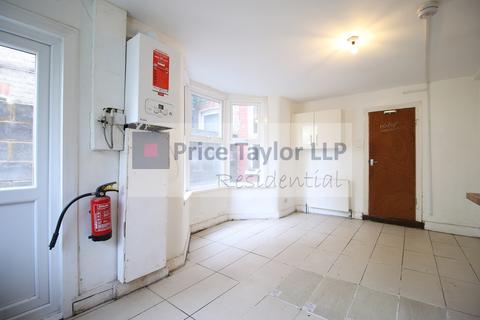 undefined, Markhouse Road, London E17