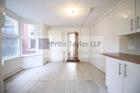 undefined, Markhouse Road, London E17