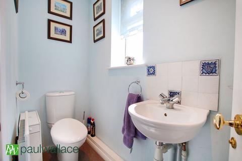 10 Grenville Close, Waltham Cross, EN8 8RP