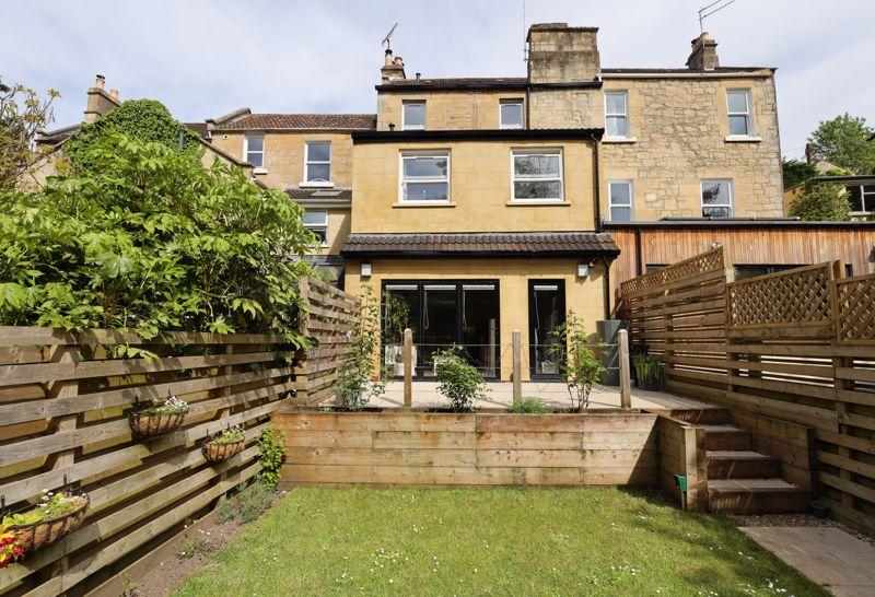 Garden to house