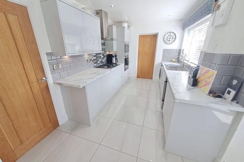 3 bedroom end of terrace house for sale, Manion Avenue, Liverpool