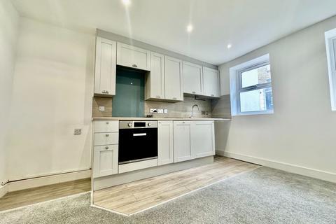 1 bedroom apartment to rent, 9 Shaftsbury Street, Ramsgate CT11