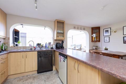 3 bedroom detached house for sale, Cranborne Drive, Shaftesbury SP7