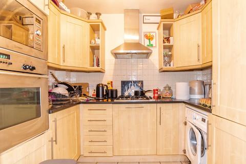 1 bedroom apartment to rent, Royal Drive, London N11