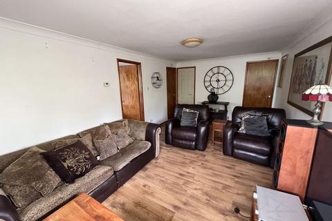 3 bedroom maisonette for sale, 18 Bowmore Court, Lawthorn, Irvine, KA11 2EA