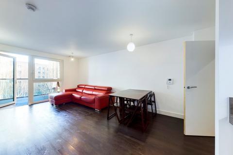 3 bedroom flat to rent, Copenhagen Court, Pell Street, London, SE8